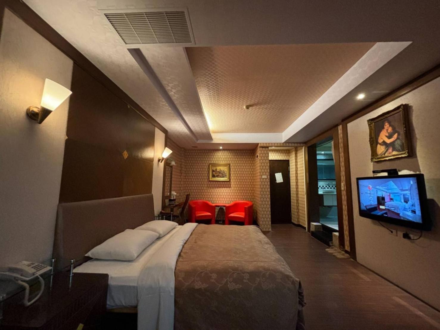 Hua Xiang Motel - Da Chang Kaohsiung Exterior photo
